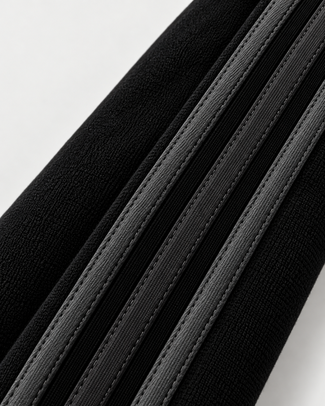 Triple sleeve stripes